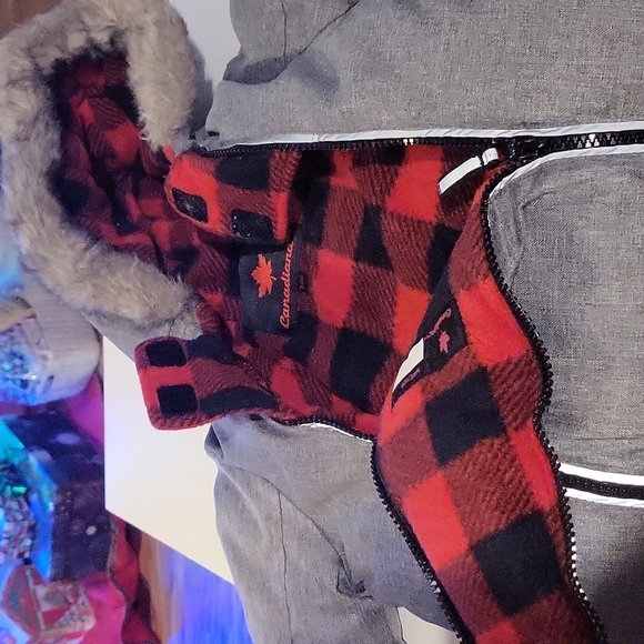 đť…şcanadiana Snow Suit 3-6 months Gray and Red Lining - Picture 4 of 6